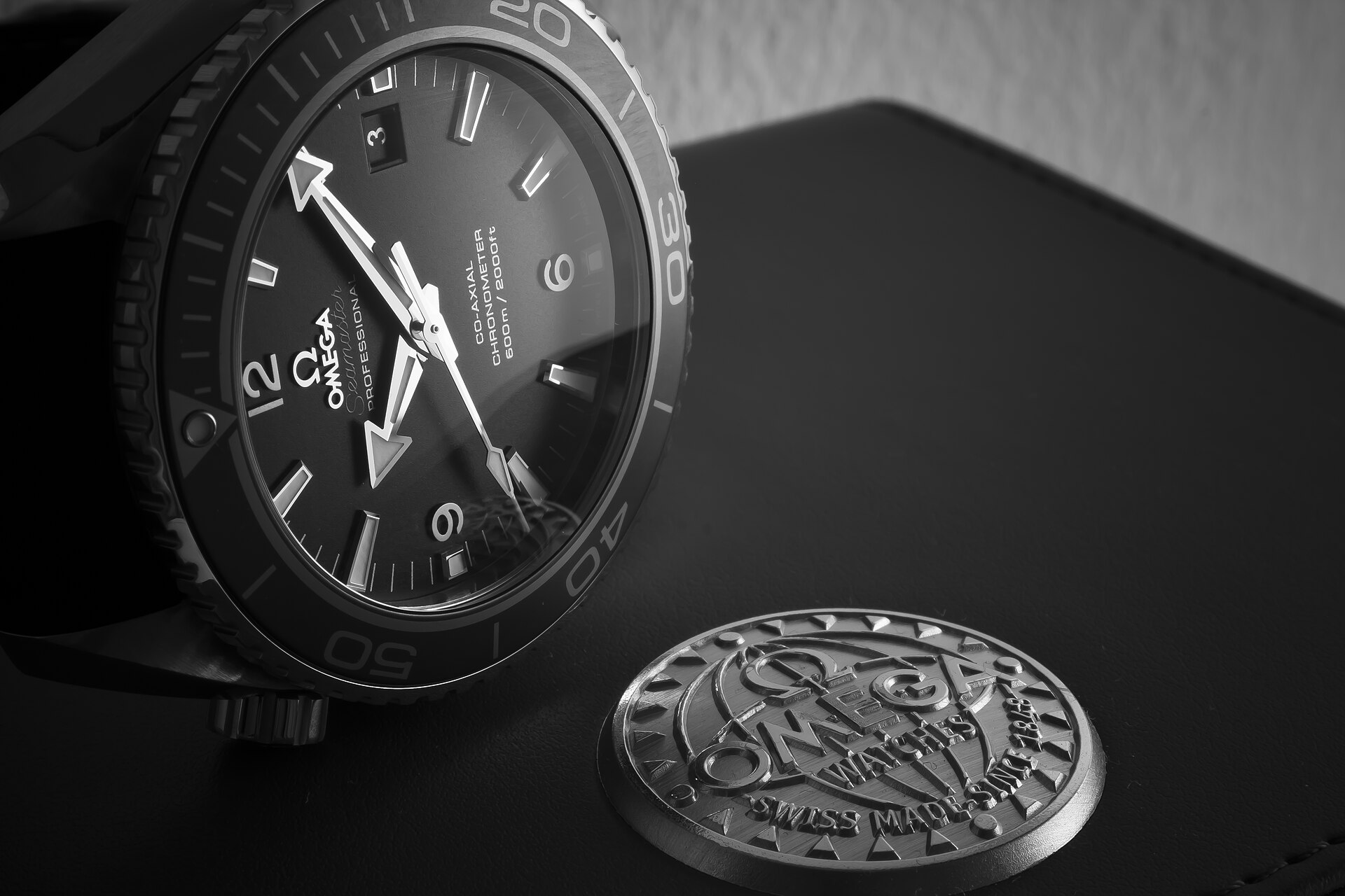 2022 Omega Seamaster Diver 300M 42MM Black Dial Steel Bracelet (210.30.42.20.01.001)